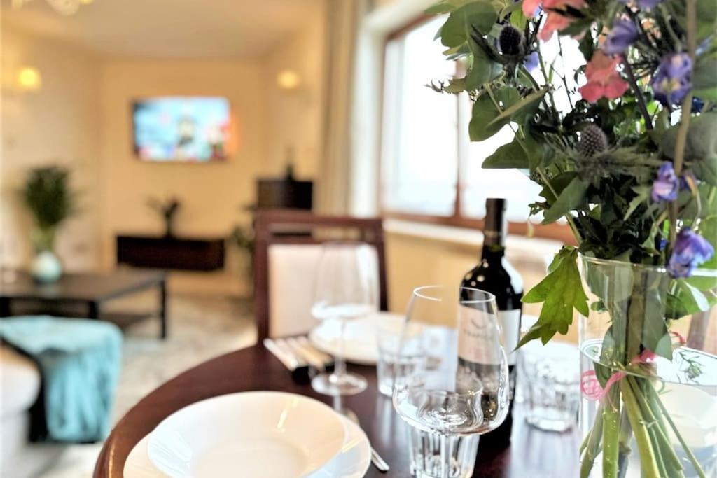 Exclusive Penthouse Near Citycenter 120M2 +Netflix Краков Экстерьер фото