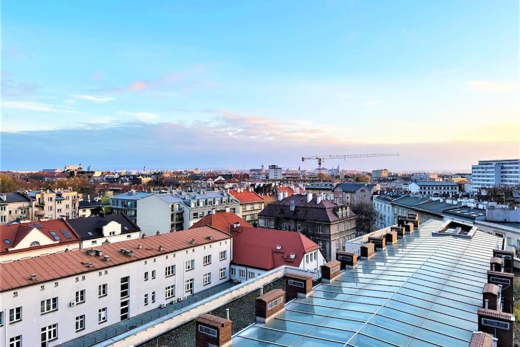 Exclusive Penthouse Near Citycenter 120M2 +Netflix Краков Экстерьер фото